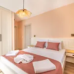 Villa Sakiz Marmaris Soeguet\'De Oezel Havuzlu Kiralik Villa